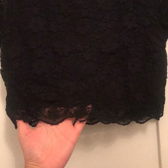 Lace black crop top with exposed back short sleeve - Picture 4 of 6